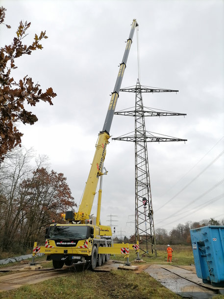First mobile crane in the fleet: Stützle-Späth takes delivery of a Liebherr LTM 1110-5.2